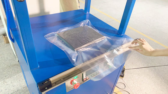 Emtia Yastık Çanta Paketleme Makinesi Otomatik Oyuncaklar Paketleme Makinesi 1KW