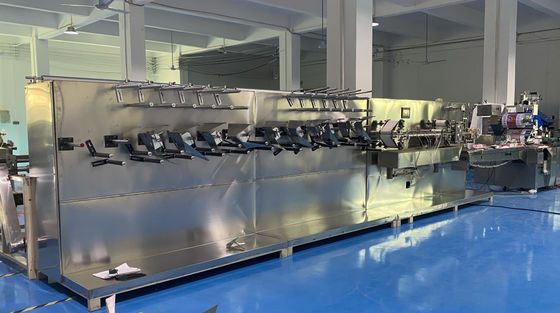 250-350 Cut/Min Yüksek Hızlı Islak Silgi Yapma Makinesi 220v Tam Otomatik Ambalaj hattı