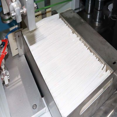 Tam otomatik derecede yüksek frekanslı eldivenli paketleme makinesi