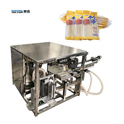Otomatik Bambu Şiş Paketleme Makinesi Kompakt Tasarım Küçük Hazır Poşet Paketleme Makinesi